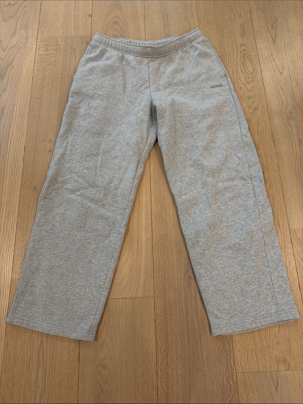 Aritzia Grey Fleece Sweatpants Size Medium